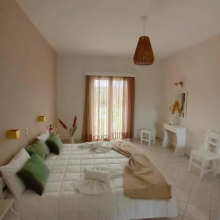 Apartmanhotel Lunzi 3*