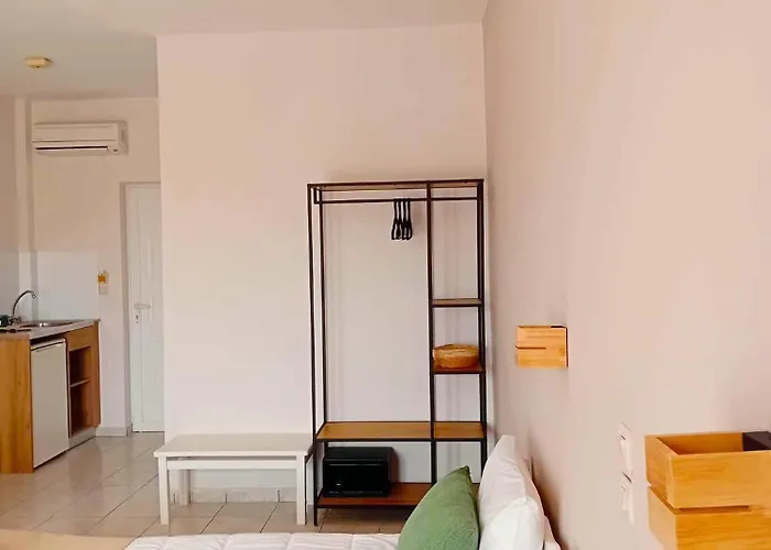 Aparthotel Lunzi Laganas